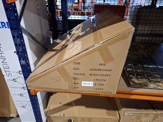 Black velvet round gold legs, 2025 - afbeelding 2 van  2