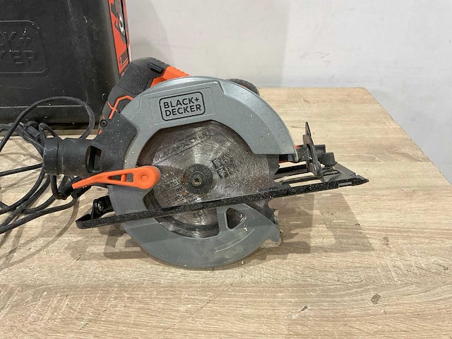 Black&decker - cs1550 - cirkelzaag - afbeelding 4 van  8