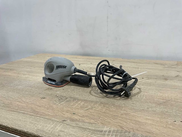 Black&decker - schuurmachine - afbeelding 1 van  6