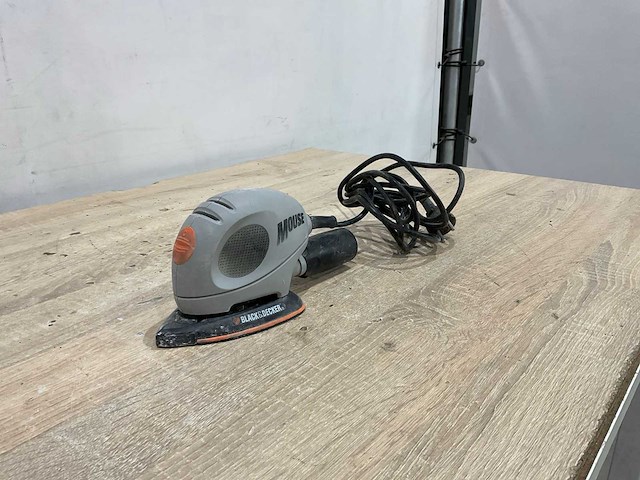 Black&decker - schuurmachine - afbeelding 2 van  6