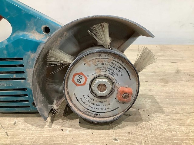 Black&decker - work weel - schuurmachine - afbeelding 4 van  6