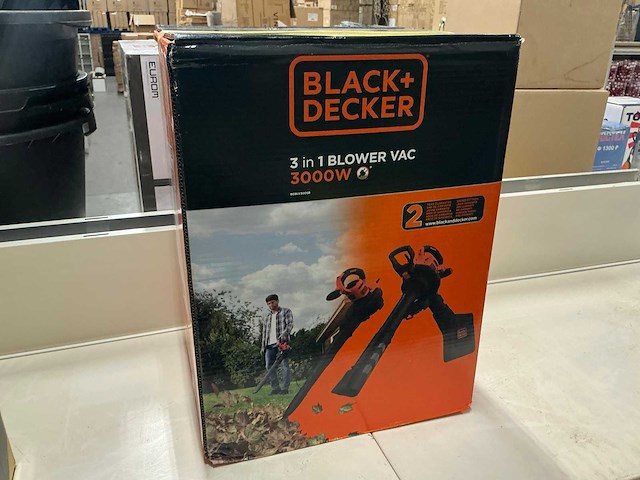 Black+decker 3 in 1 blower vac 3000w - afbeelding 1 van  2