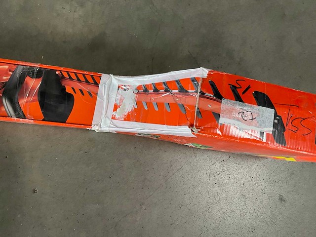 Black+decker gt7030 heggenschaar - afbeelding 5 van  7