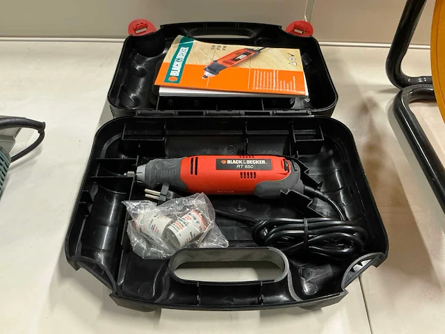 Black&decker rt 650 multitool - afbeelding 1 van  2