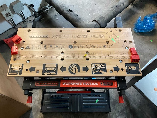 Black+decker workmate plus 825 werkbank - afbeelding 2 van  2