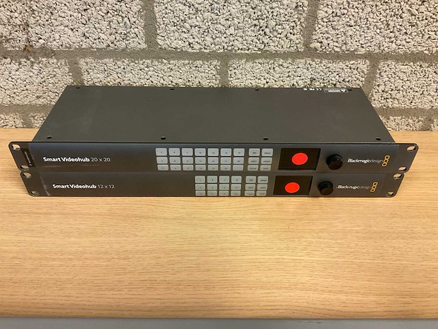 Blackmagic smartvideo hub 20x20/12x12 (2x) - afbeelding 1 van  6
