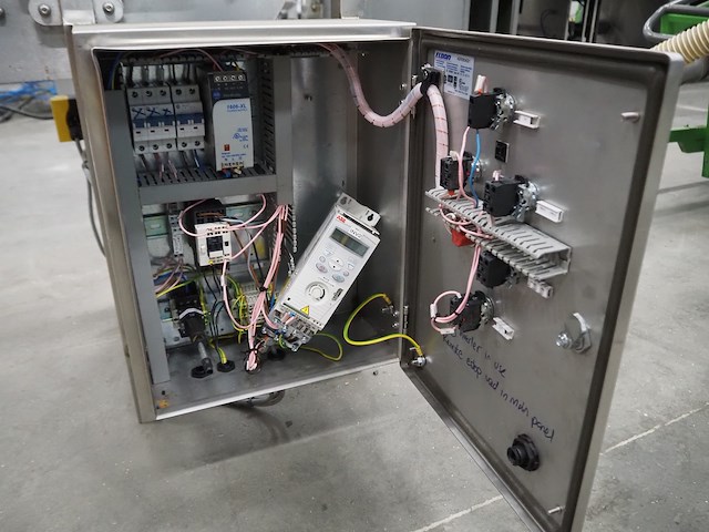 Blackrow - afbeelding 8 van  9