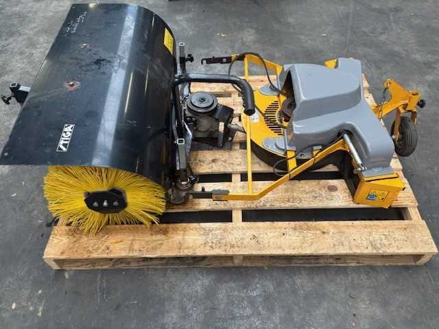 Bladblazer 130973-11 en rolbezem voor stiga frontmaaier - afbeelding 4 van  5