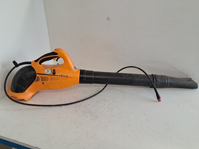 Bladblazer met ruggeddagen accu, pellenc, airion 2 & lithium battery 700 - afbeelding 12 van  18