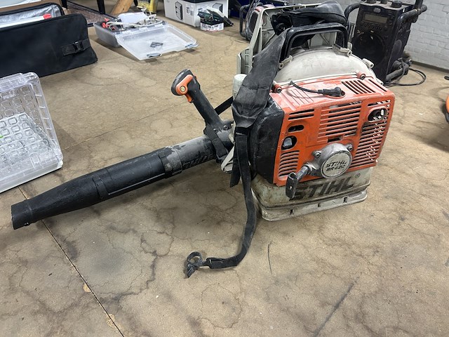 Bladblazer stihl, br 420 - afbeelding 1 van  6