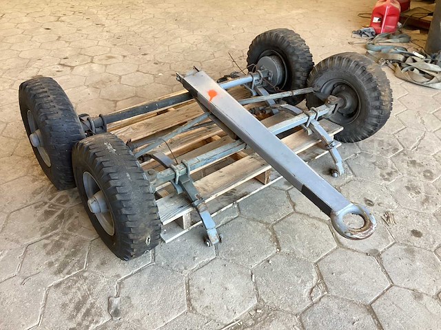 Bladgeveerde assen met wielen (2x) - afbeelding 1 van  4