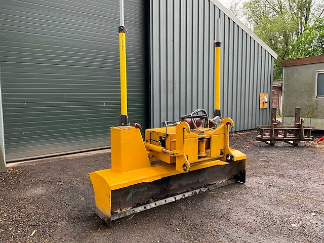 Bladmaster-s leveller laserbak 235 cm - afbeelding 12 van  18