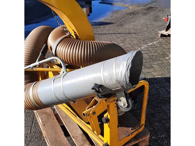 Bladzuiger kwh, 521, bouwjaar 2003 - afbeelding 10 van  11