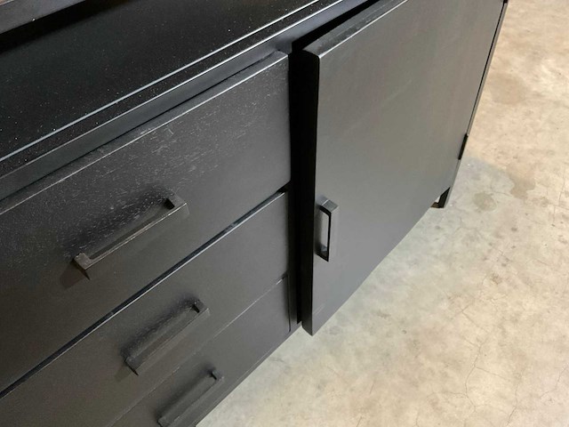 Blakren dressoir - afbeelding 4 van  13