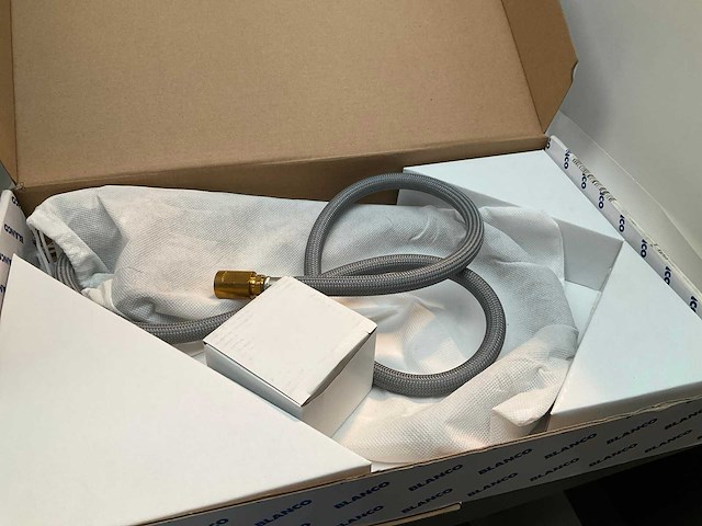 Blanco mida-s cafe keukenmengkraan met uittrekbare uitloop - afbeelding 7 van  7