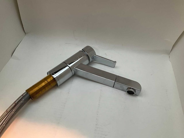 Blanco zenos keukenmengkraan met uittrekbare sproeikop - afbeelding 2 van  8