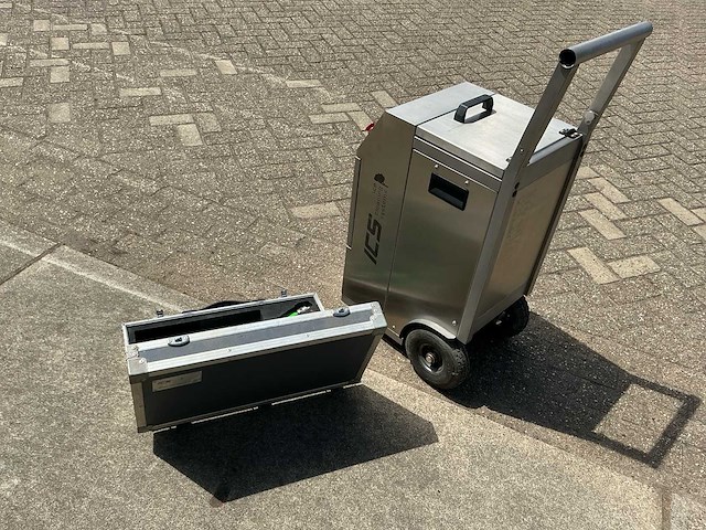 Blasteq - 2021 - ic-310-s - ics ic-310-s professionele droogijsstraalmachine (2021) met accessoires - afbeelding 28 van  30