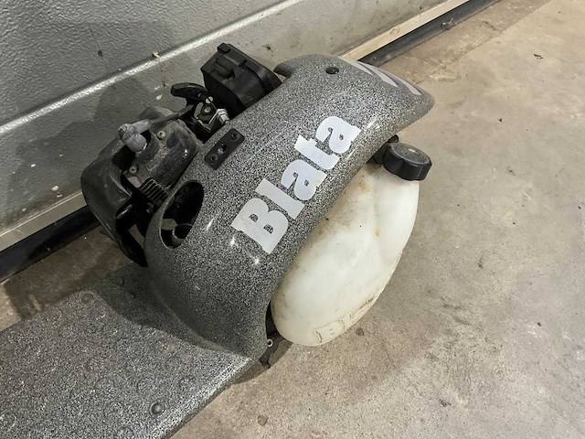 Blata - gemotoriseerde step - afbeelding 6 van  10