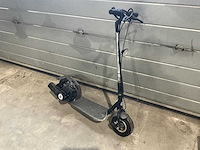 Blata - gemotoriseerde step - afbeelding 8 van  10