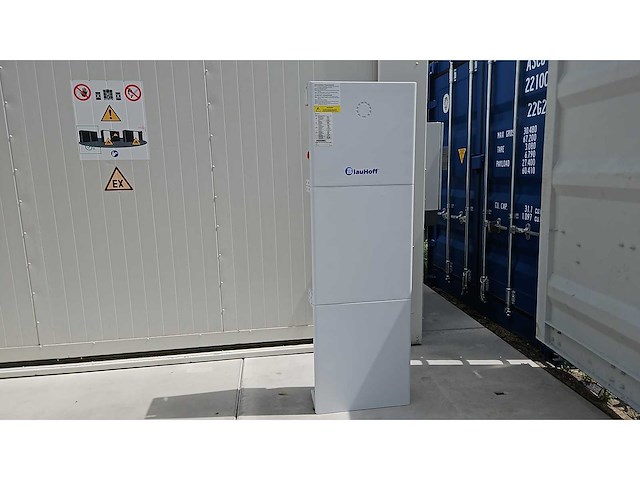 Blauhoff - 5kw omvormer 10.24 kwh batterij - afbeelding 1 van  8