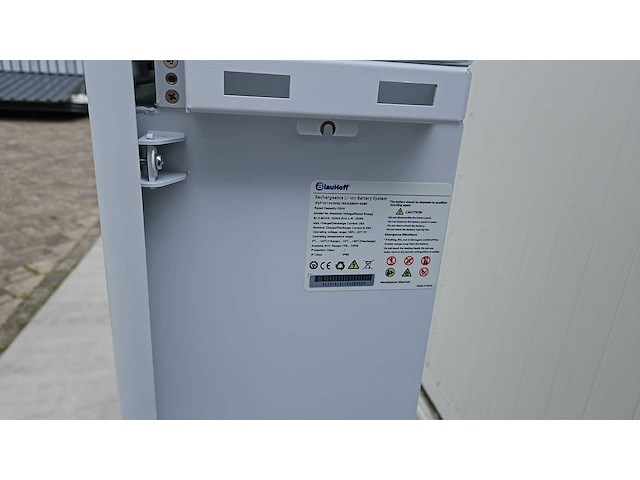 Blauhoff - 5kw omvormer 10.24 kwh batterij - afbeelding 5 van  8