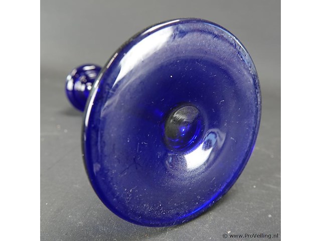 Blauw glazen kandelaar - afbeelding 5 van  5