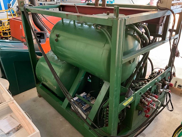 Blauw-rolde hydraulisch aggregaat / power pack - afbeelding 12 van  17