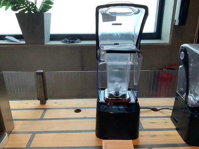 Blendtec stealth 875 blender - afbeelding 2 van  8