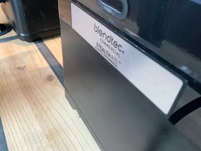 Blendtec stealth 875 blender - afbeelding 8 van  8