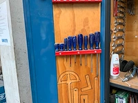 Blerk kast met inhoud - afbeelding 18 van  18