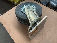 Blickle 3.00-4/2.50 zwenkwiel (2x) - afbeelding 1 van  3