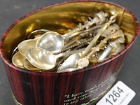 Blik met lepeltjes - afbeelding 1 van  5