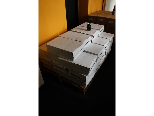 Blikjes neipa n.a. 28 dozen á 24 stuks tht 12-2024. - afbeelding 3 van  3