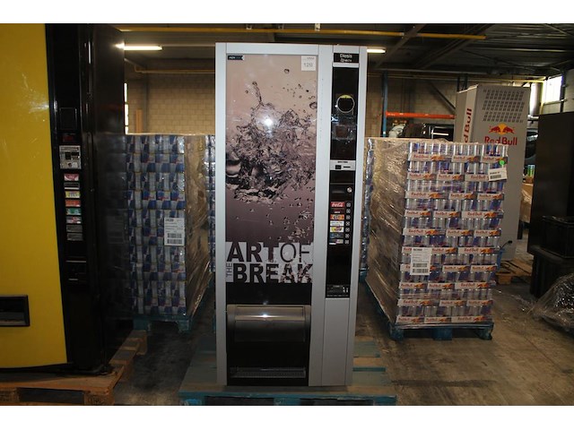 Blikjes vending machine necta diesis. machine heeft 7 kolommen en is v.v. nayax betaalsysteem. bouwjaar onb... - afbeelding 1 van  4