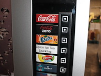 Blikjes vending machine necta diesis. machine heeft 7 kolommen en is v.v. nayax betaalsysteem. bouwjaar onb... - afbeelding 4 van  4