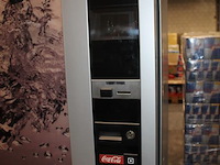 Blikjes vending machine necta diesis. machine heeft 7 kolommen en is v.v. nayax betaalsysteem. bouwjaar onb... - afbeelding 3 van  3