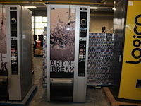 Blikjes vending machine necta diesis. machine heeft 7 kolommen en is v.v. nayax betaalsysteem. bouwjaar onb...