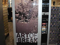 Blikjes vending machine necta diesis. machine heeft 7 kolommen en is v.v. nayax betaalsysteem. bouwjaar onb... - afbeelding 2 van  3