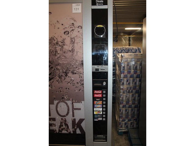 Blikjes vending machine necta diesis. machine heeft 9 kolommen en is v.v. nayax betaalsysteem. bouwjaar onb... - afbeelding 3 van  3