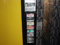 Blikjes vending machine vendo 470210043. sleutels ontbreken. - afbeelding 3 van  4