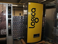Blikjes vending machine vendo 470210043. sleutels ontbreken