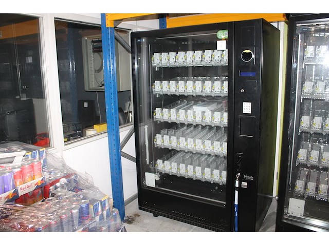 Blikjes vending machine vendo sanden sve dm9. nieuw. machine heeft 59 posities en is v.v. nayax betaalsyste... - afbeelding 1 van  5