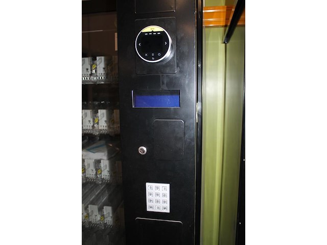 Blikjes vending machine vendo sanden sve dm9. nieuw. machine heeft 59 posities en is v.v. nayax betaalsyste... - afbeelding 4 van  5