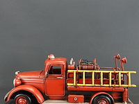 Blikken brandweerauto - afbeelding 2 van  5