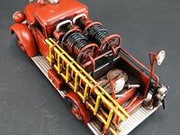 Blikken brandweerauto - afbeelding 3 van  5