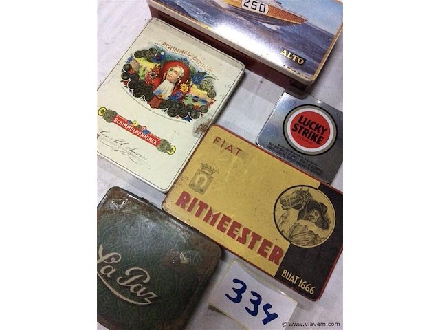 Blikken dozen tabak - afbeelding 2 van  2