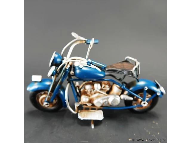 Blikken motor - afbeelding 2 van  5