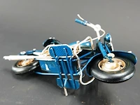 Blikken motor - afbeelding 5 van  5