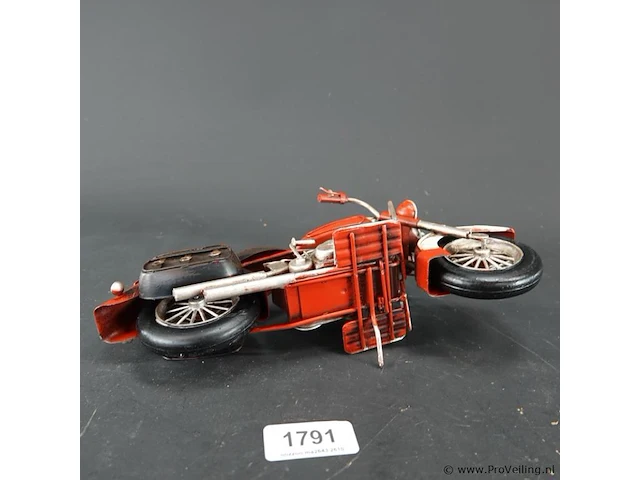 Blikken motor - afbeelding 5 van  5
