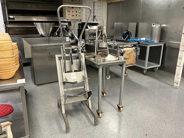 Blikken opener en pers apparaat - afbeelding 1 van  3